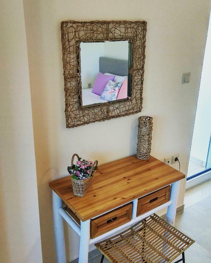 Villa Oasis Galatas  Bagian luar foto