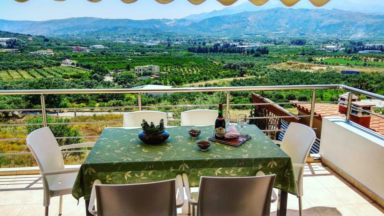 Villa Oasis Galatas  Bagian luar foto